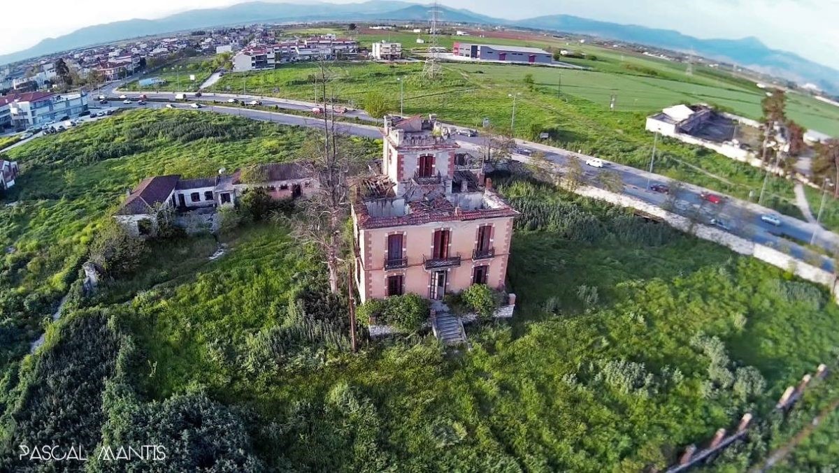 Με Κανέλλα - Γατένιο η διαπραγμάτευση